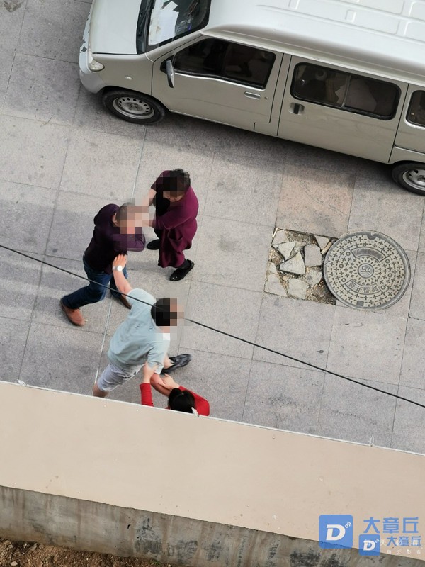 164751ahs00d014lgzx89z_副本.jpg