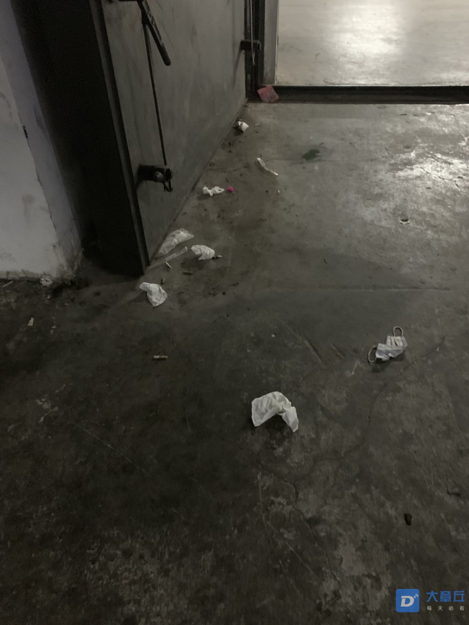 2019082314237156657454317884.jpg