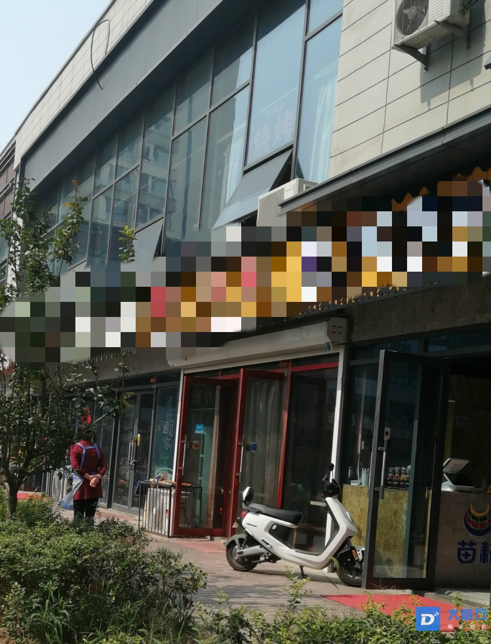 132533xeay111npe1p94yy_meitu_3.jpg
