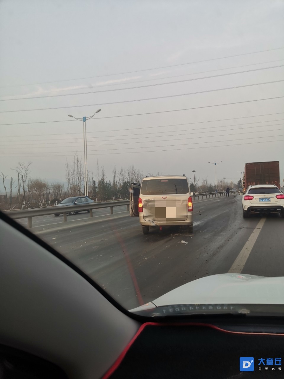 171811e7abjw5mxxjasf7a_副本.jpg