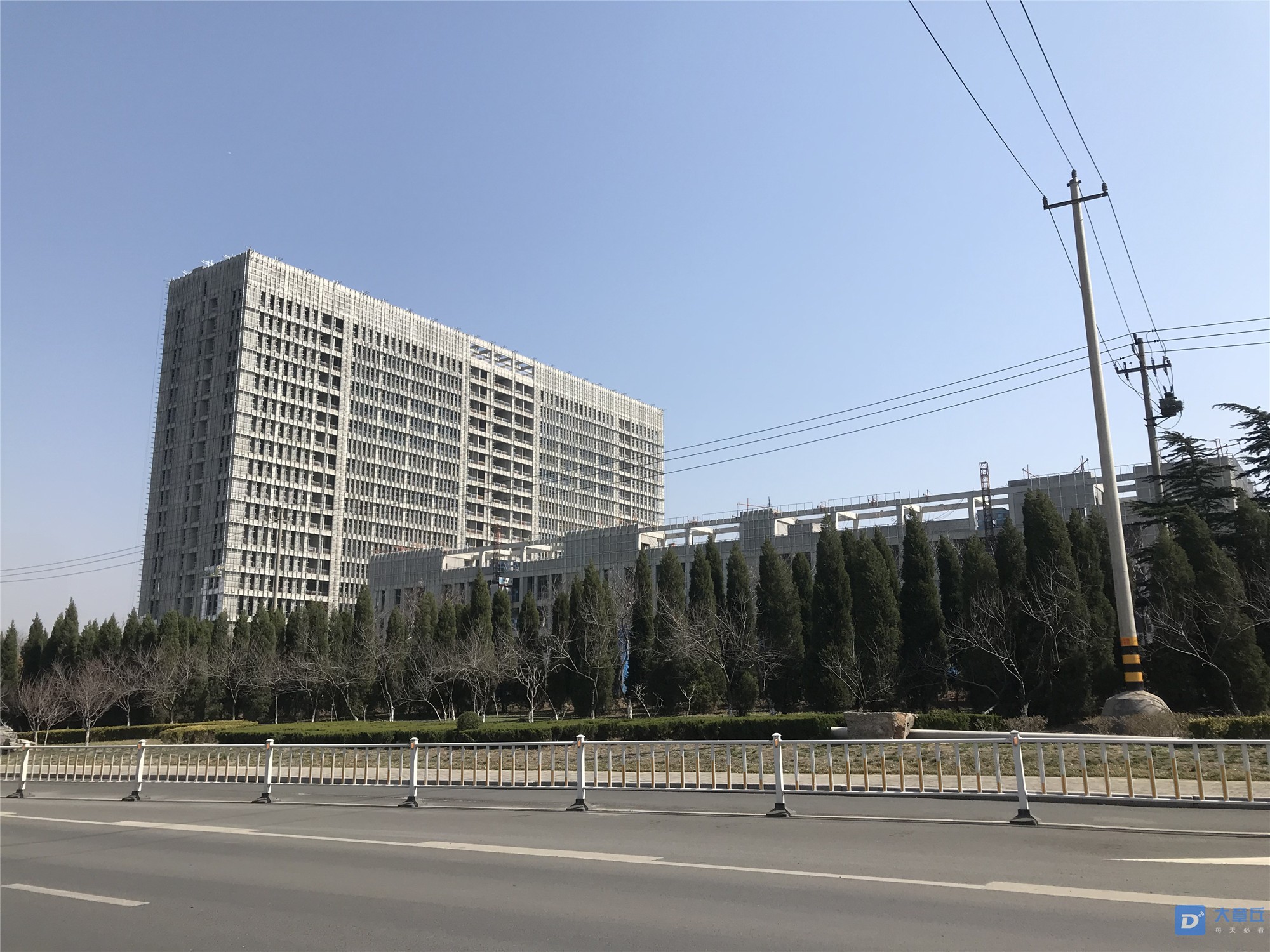 微信图片_20200318110401_副本1.jpg
