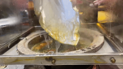 105141cdw9z7nxvuoz6o1z.gif