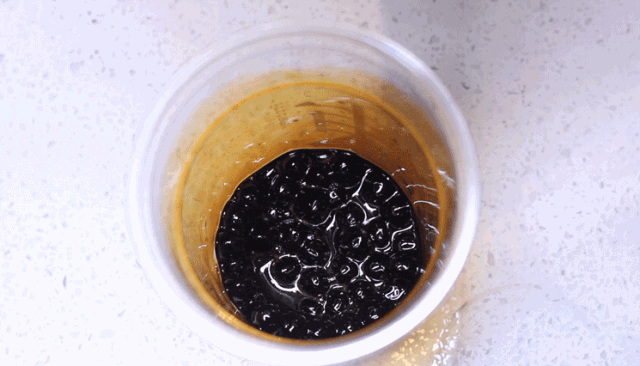 153036dvcb2xtf59txc9t2.gif