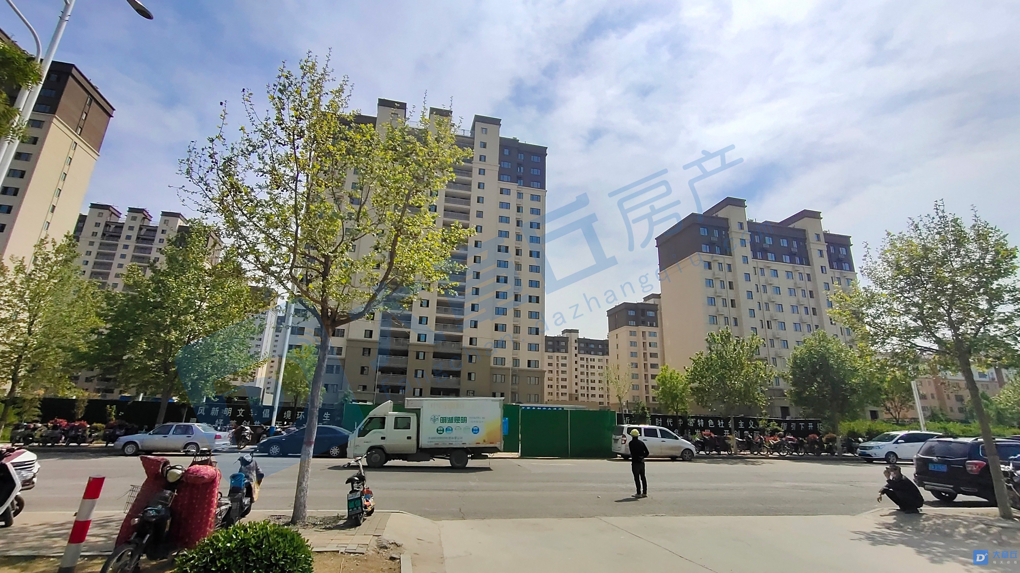 杨胡安置房2.jpg