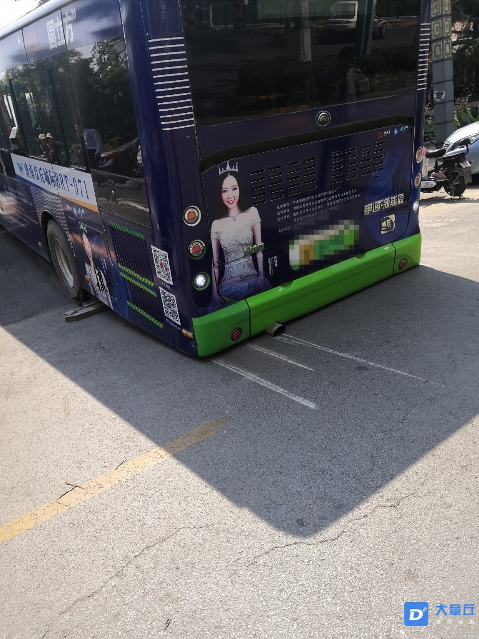 101954nzydewx74w4awadd_副本.jpg