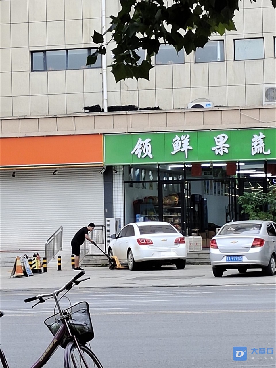 075422ktavtpjeafzjvjfp_副本.jpg