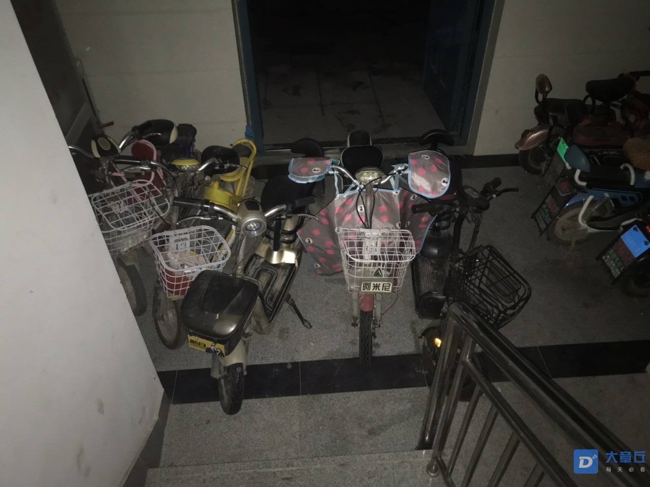 FnCjON_srm4m3bPUsAcsCiTArsR3.jpg