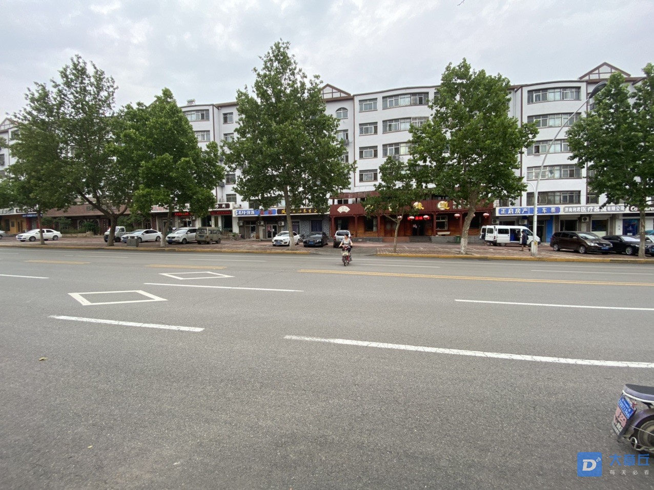 front1_FlBjL4qbKFfnxZGMstdoeuSOhaVM.jpg