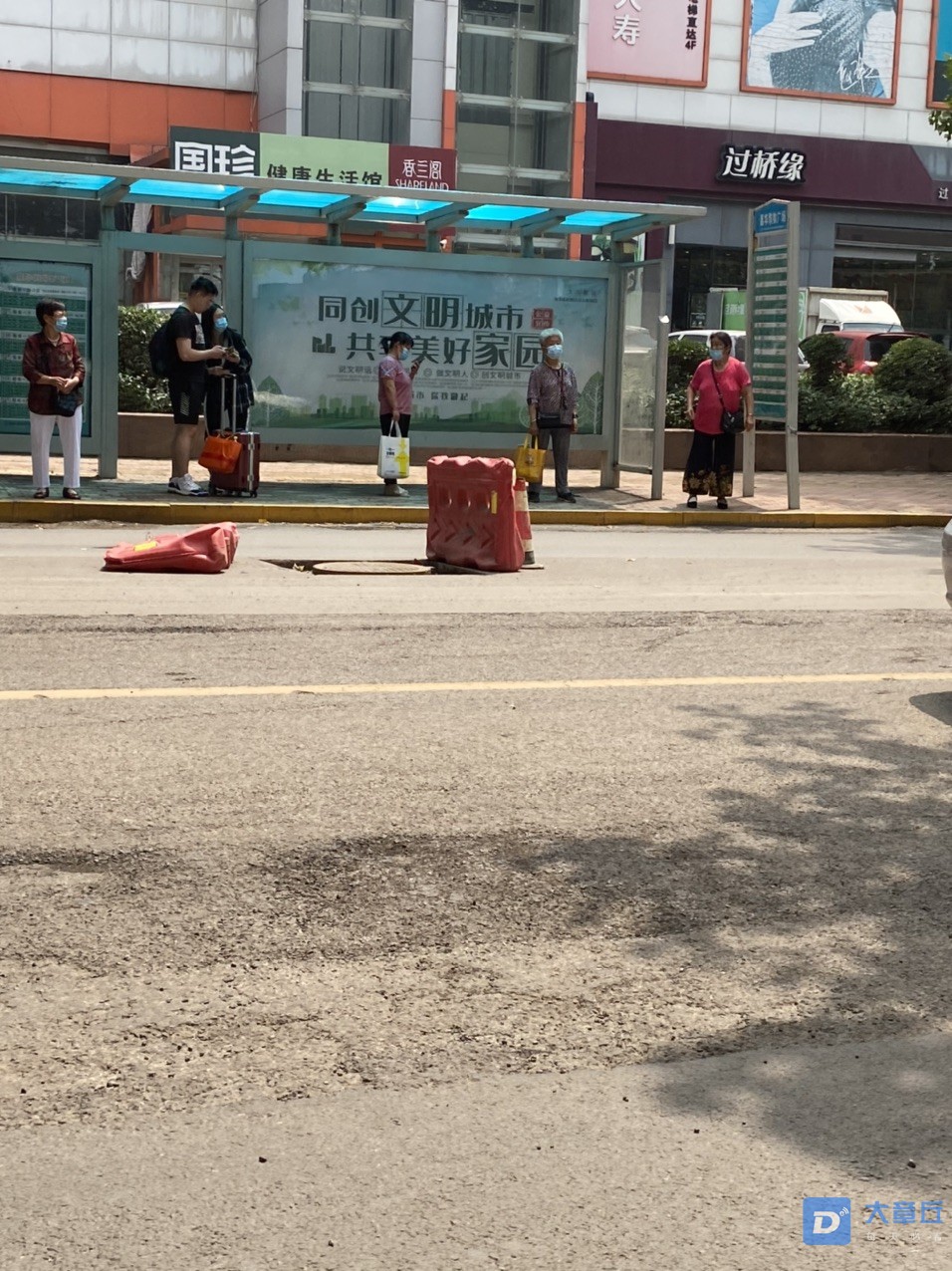 front1_FiYhOYuyfwhvHTKtI1kfJ5cP3ATU.jpg