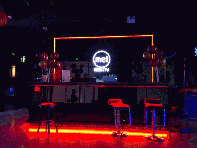 140914ng3kfp0biiumj610.gif