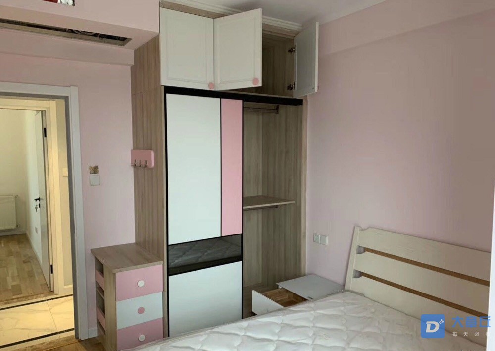 front1_0_FryKN1UhkG6V8lzUTKrVoB42Br8H.jpg