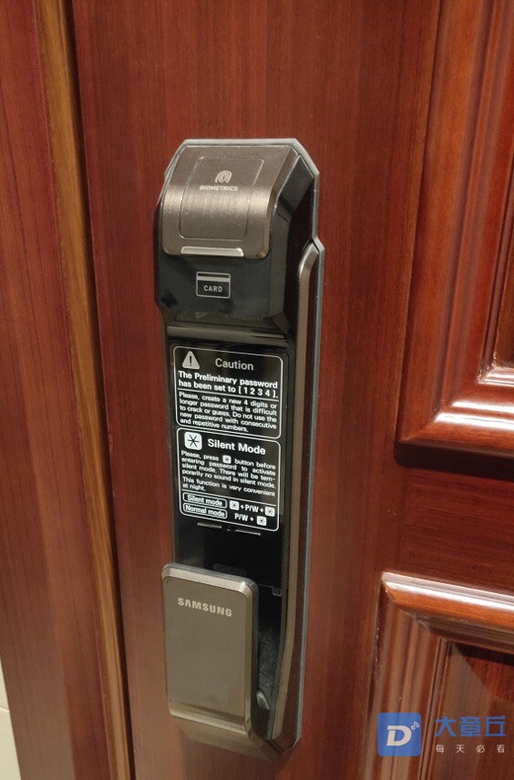 front1_0_Fgs641M5n4jkbeqIs6ORWklfuX8D.jpg