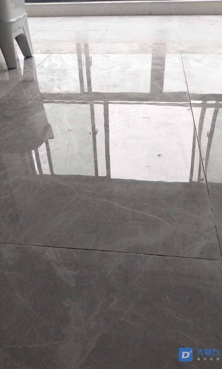 front1_0_Fva-WVARO_zBiuchDd2Pf6DudBo0.jpg