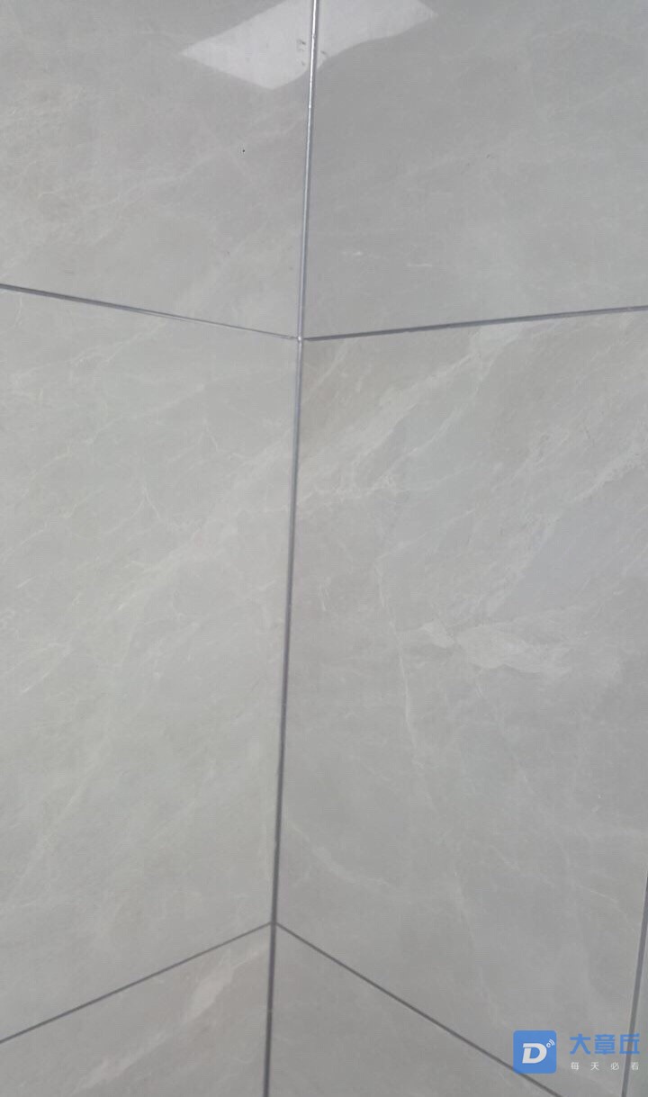 front1_0_FgrokKyUJSADReOX4-FC6LMyjgBw.jpg