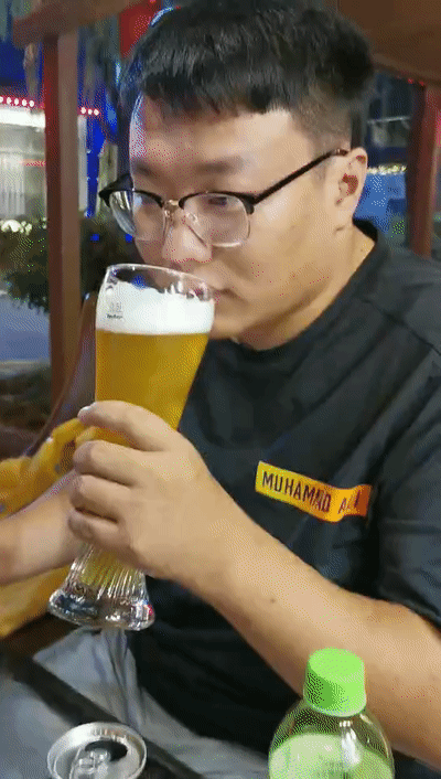 143012m04g8qxjo2j9z49q.gif