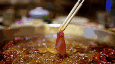 151042n333bec0z00zpp8h.gif