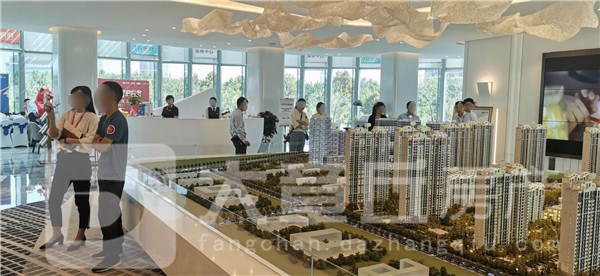 看房团6.jpg