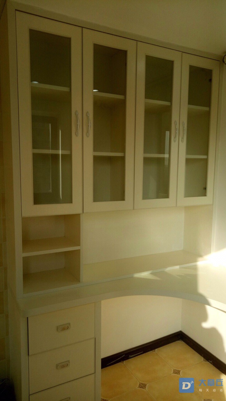 front1_0_Fm--QAAoWnvXoEs7St2rURWDQ7BL.jpg