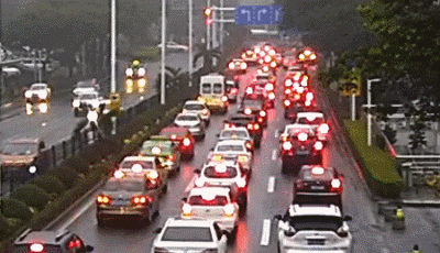 141831dba1q89zfff92tag.gif