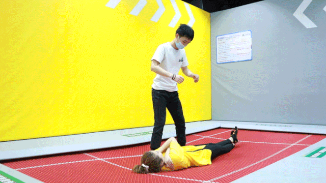 110656lk81n99ad969tqqd.gif