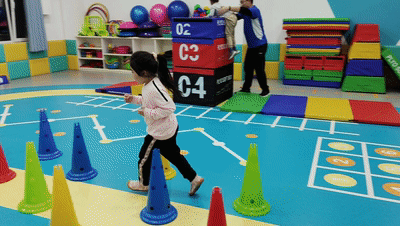 123239k3svmz7wz57npzav.gif