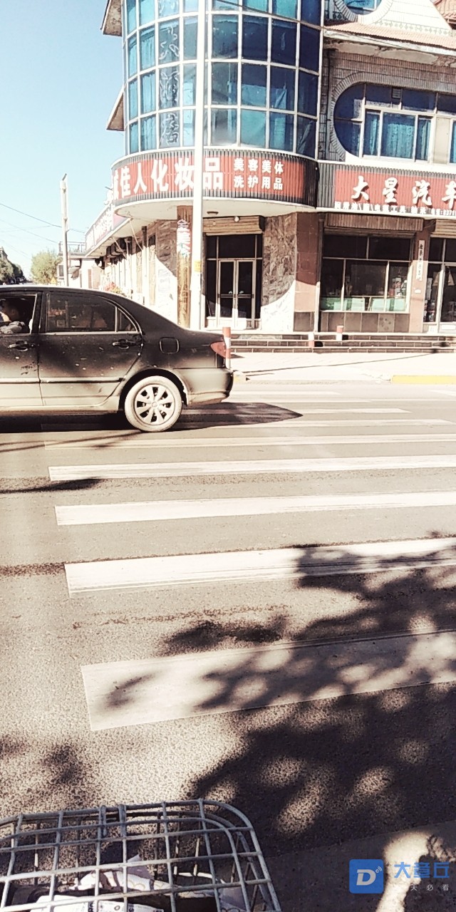 front2_0_FtSik_Qu0zNScV72U5qV42q7nJhr.1603505714.jpg