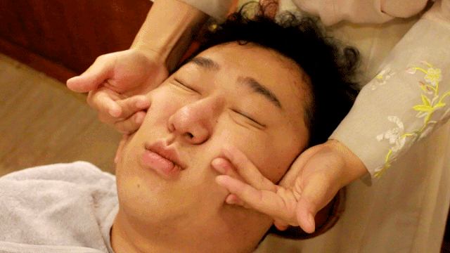 160357yupbuf0n6rrx5apu.gif