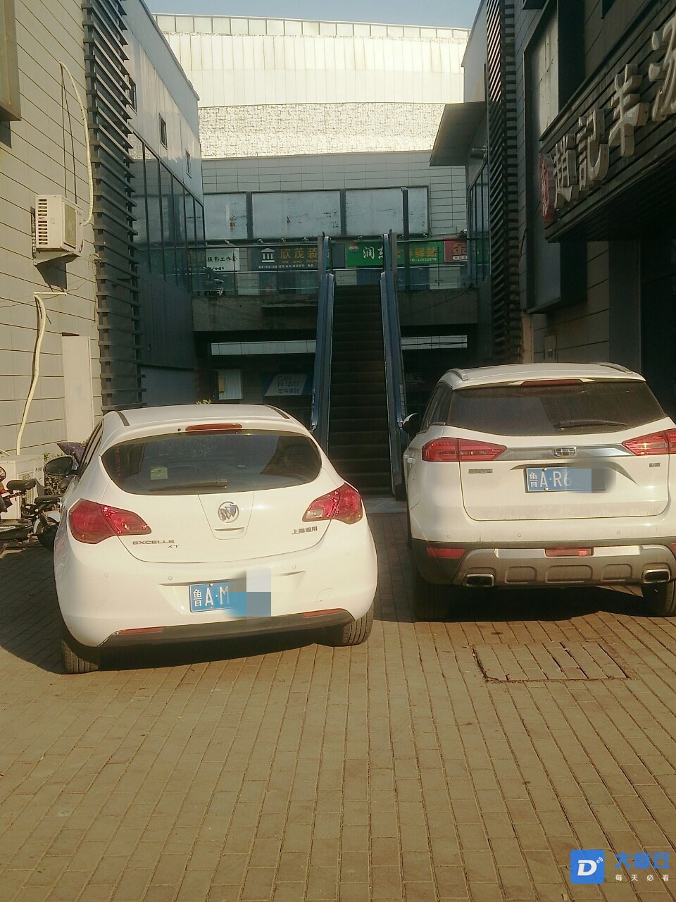 103608oosxyhh8w9hc8g2c_副本.jpg