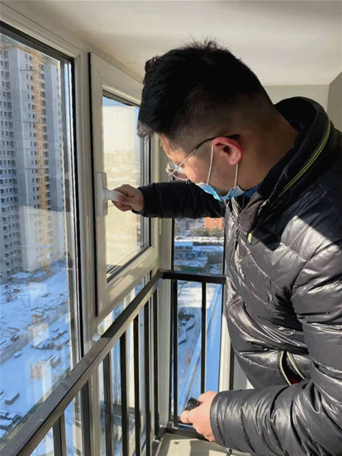 GIF动图_副本.gif