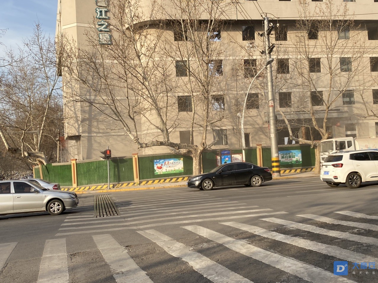 front1_0_Fjd-w0LGoEKu_y3w6s_H8yy5samw.1613953840.jpg