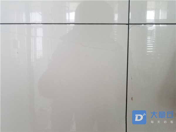 front2_0_FjOZLnBe7pr1XmYsduz8NQ2mOfQ4.1617163399.jpg