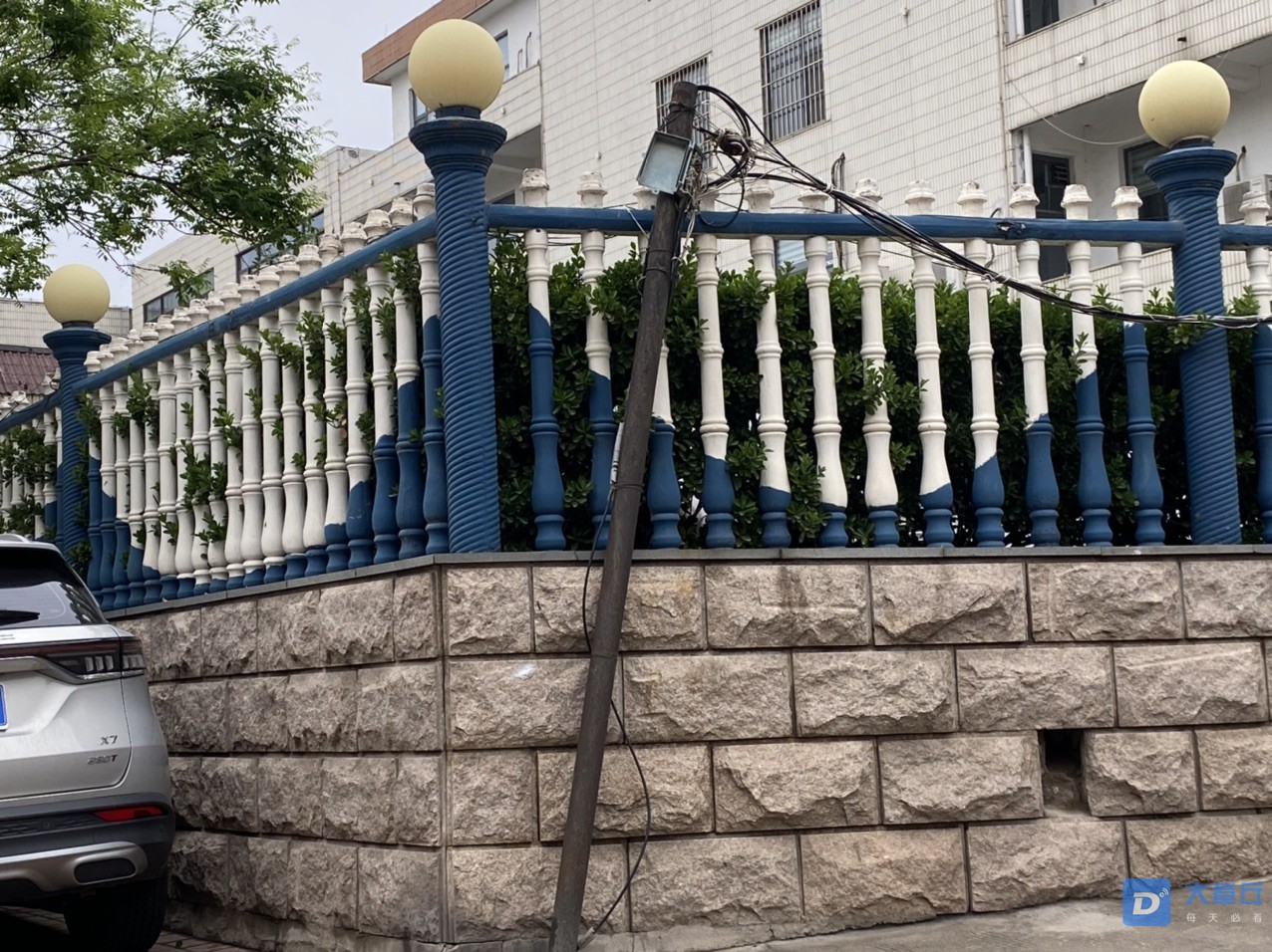 front1_0_Fk2r6UF4IYvLVuIM4vX4VfEhfsc3.1619079256.jpg