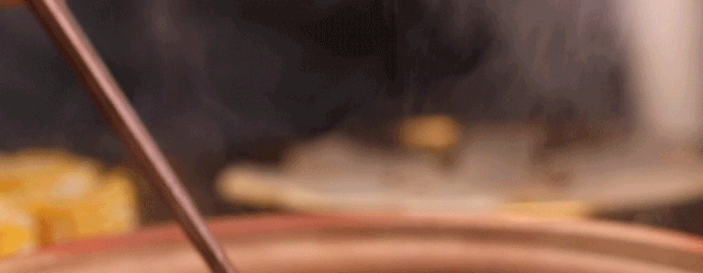 100622ql2efrlmgw54z4a5.gif