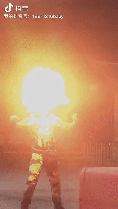 141107qhhyczzrw34yj3jj.gif