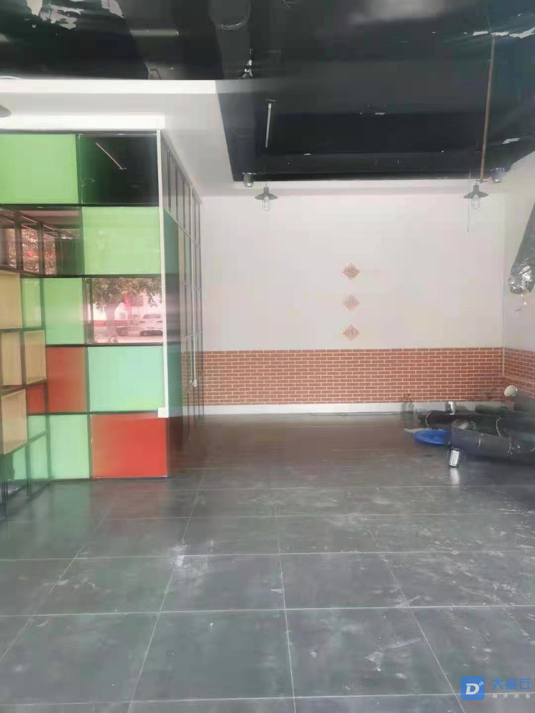 front2_0_FiALXMpgUx0xvuTUjGutTdfu6yJC.1626749297.jpg