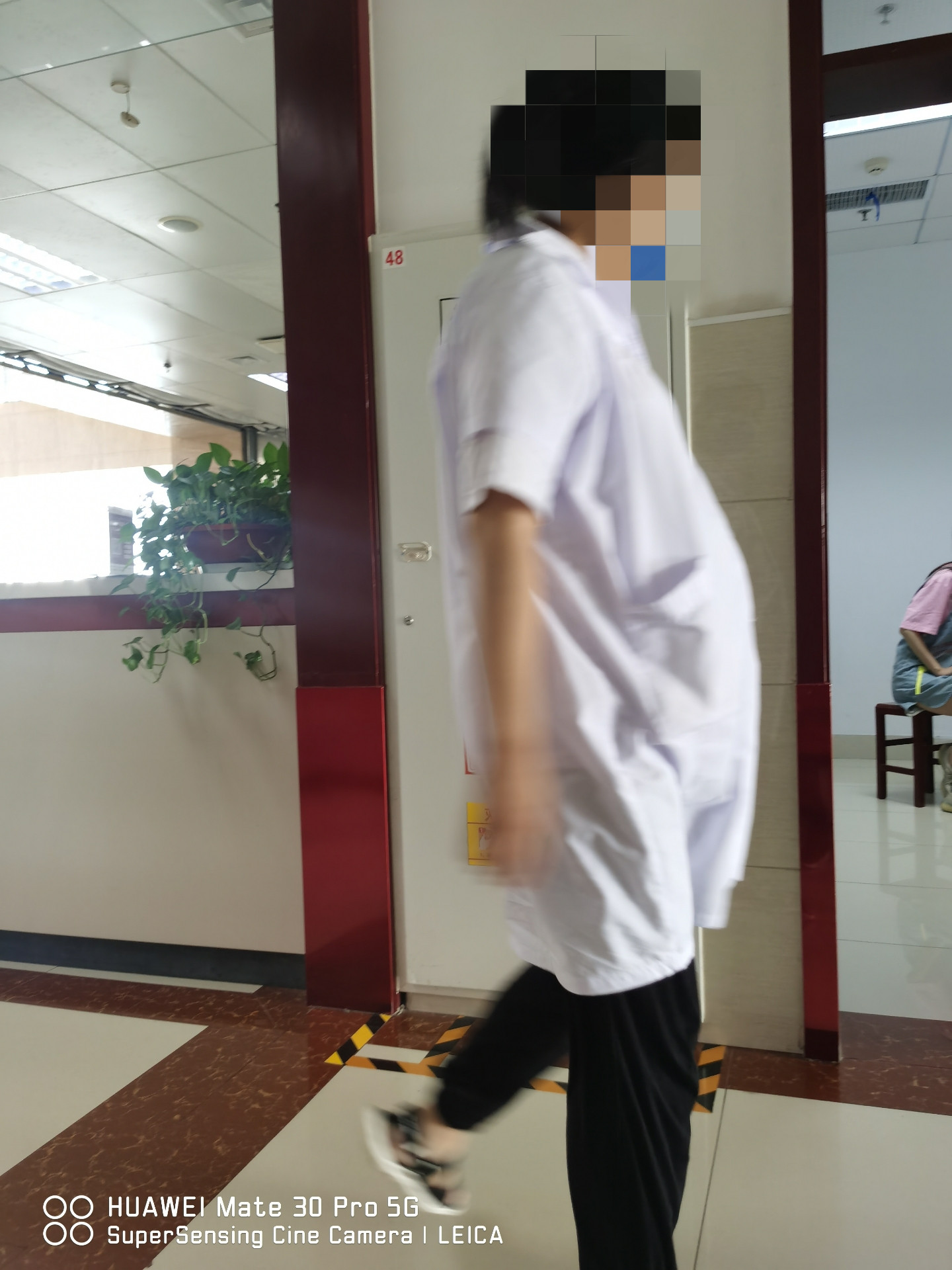 104719xzlrfn87fo7db7dz_副本.jpg