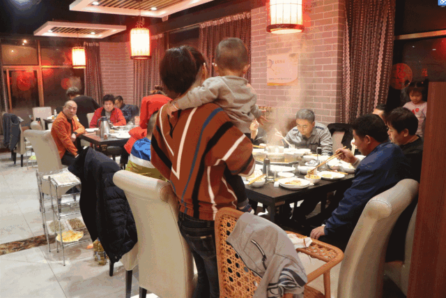135131t9fxl9lwwvnh99g6.gif