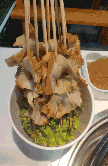150549upk52gtftam7515a.gif