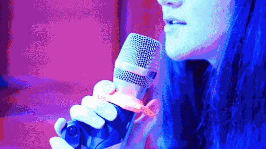 145000w0evat4d0kuuet5y.gif