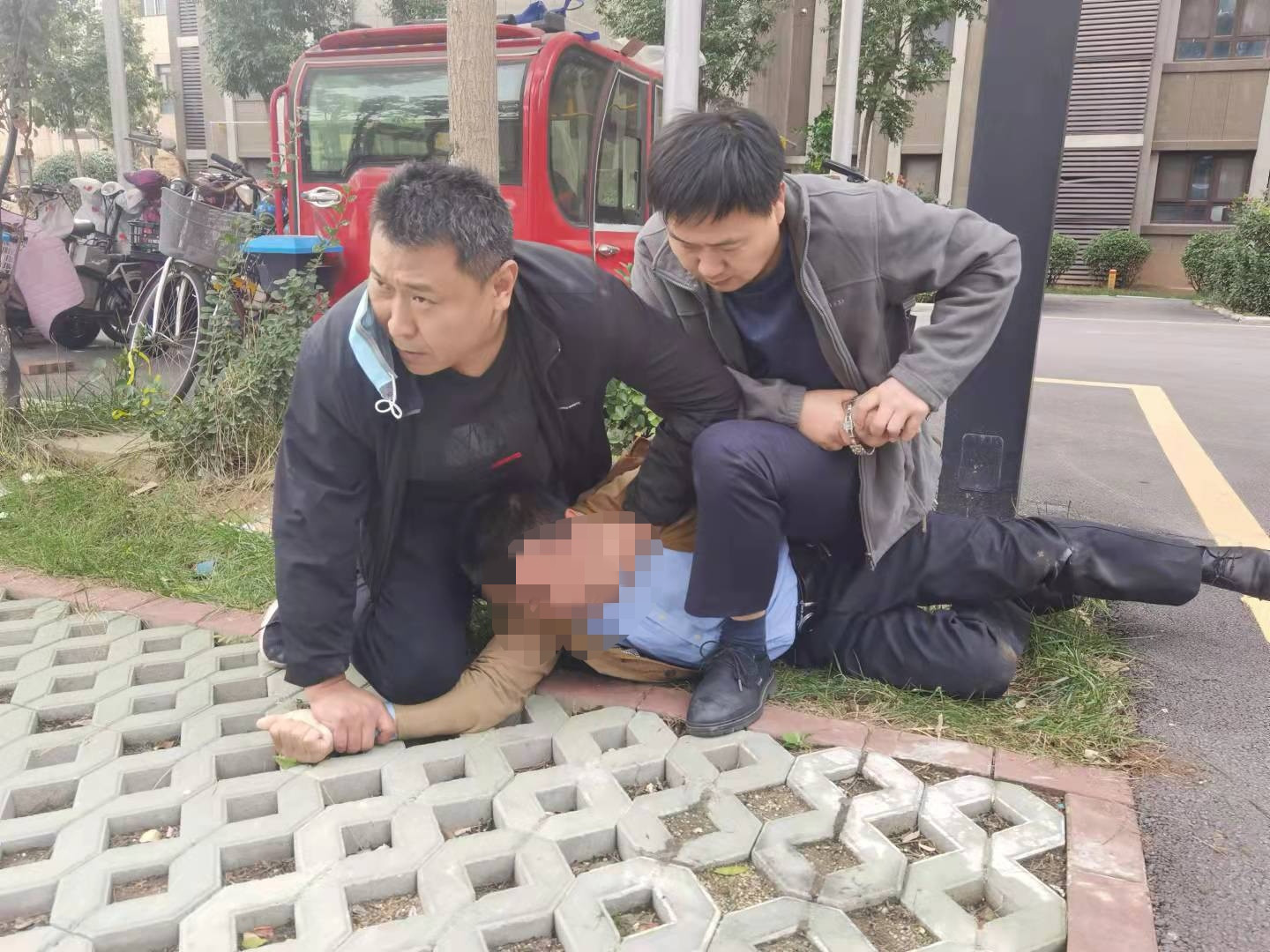 162232pm129k23ncwmug7k_副本.jpg