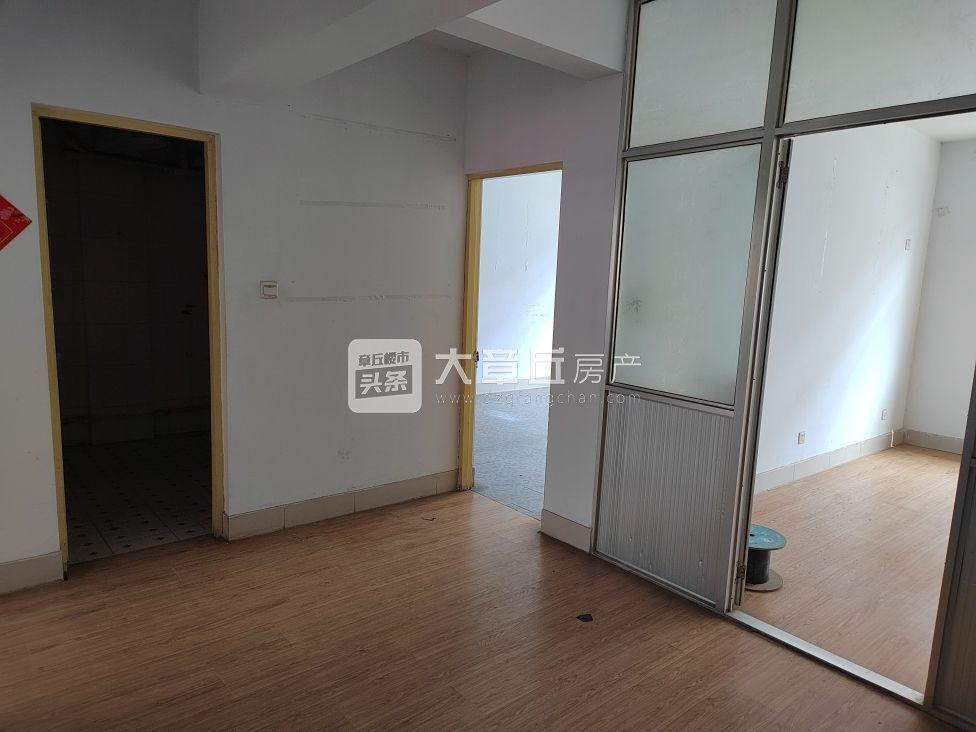 171231uvnt5pu4kpw4pvde.jpg