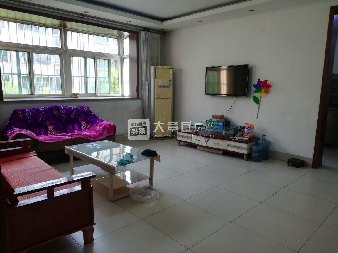 095243kubx8s868116augg.jpg