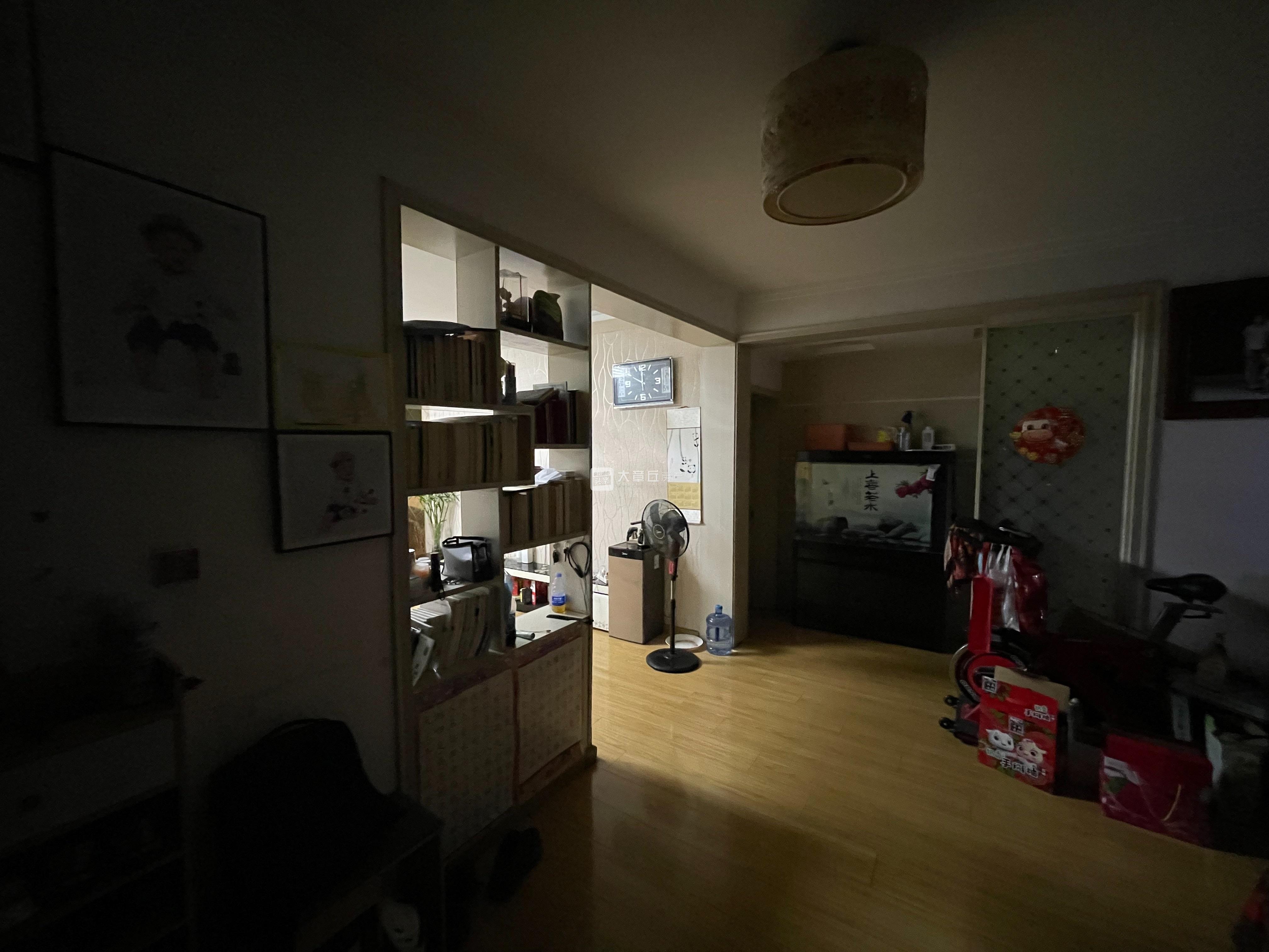 095613pj9nzan9inn2jh1f.jpeg