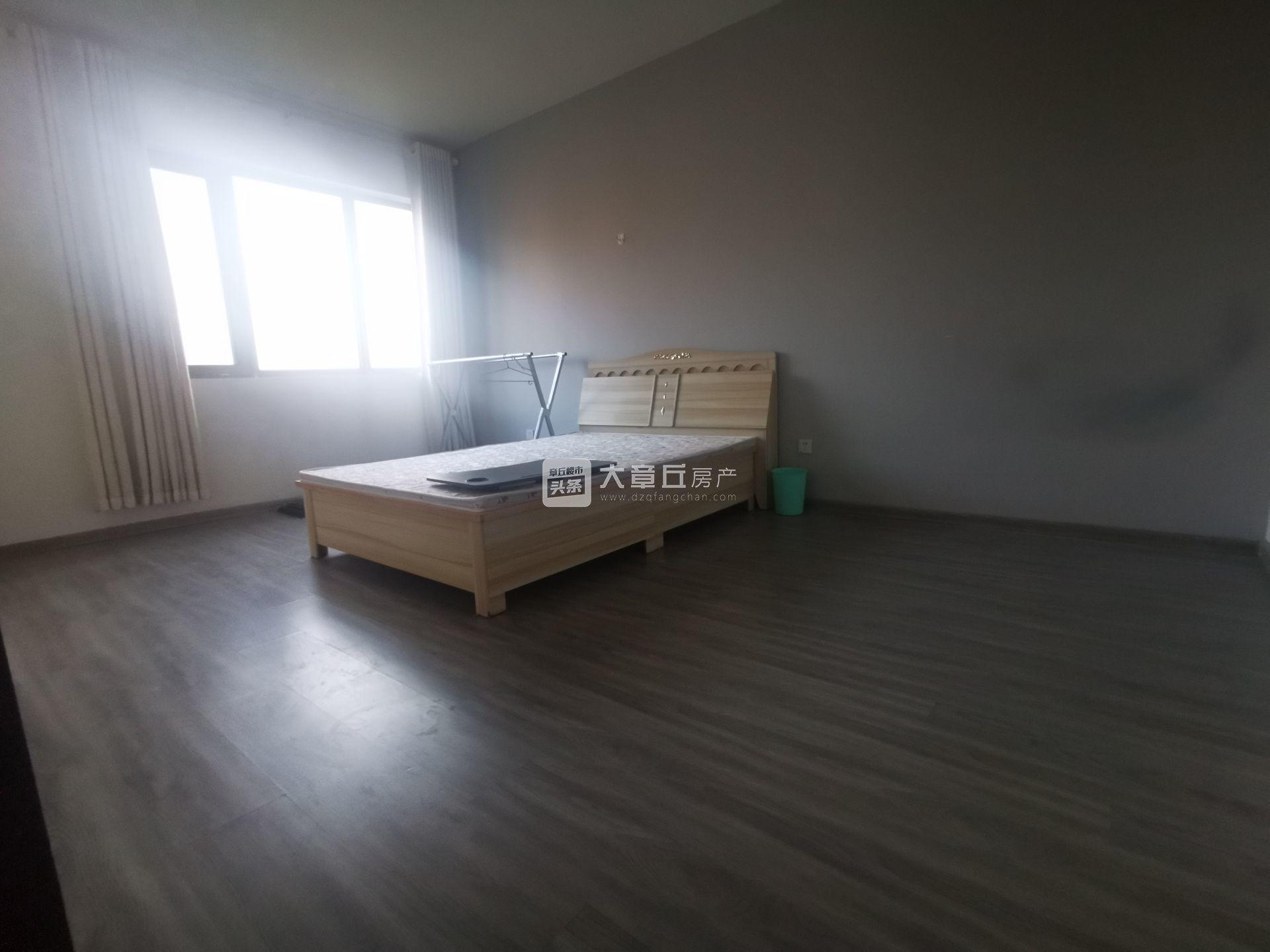 171848bdoiid4ohic7op0i.jpg