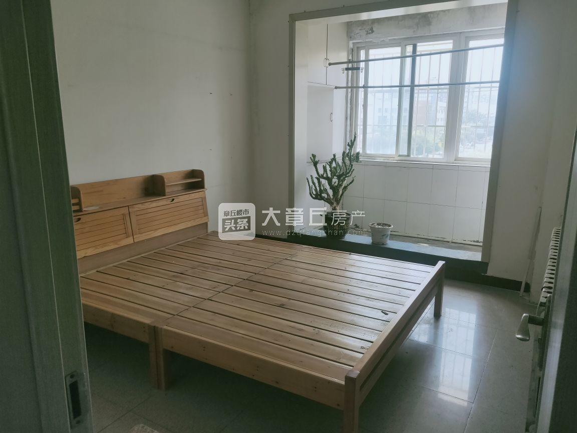 095526ussu2r22ccy7cce7.jpg