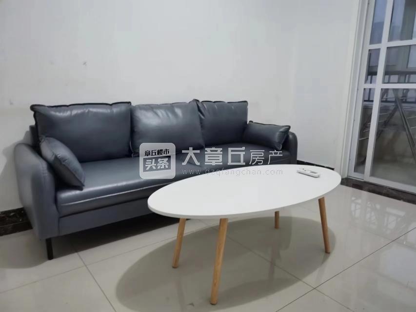 093157hc79cc99jt9jt394.jpg
