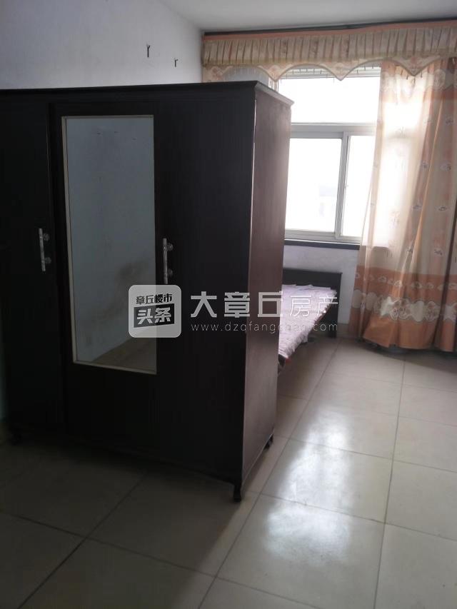 100715ykpbske55zi95imm.jpg