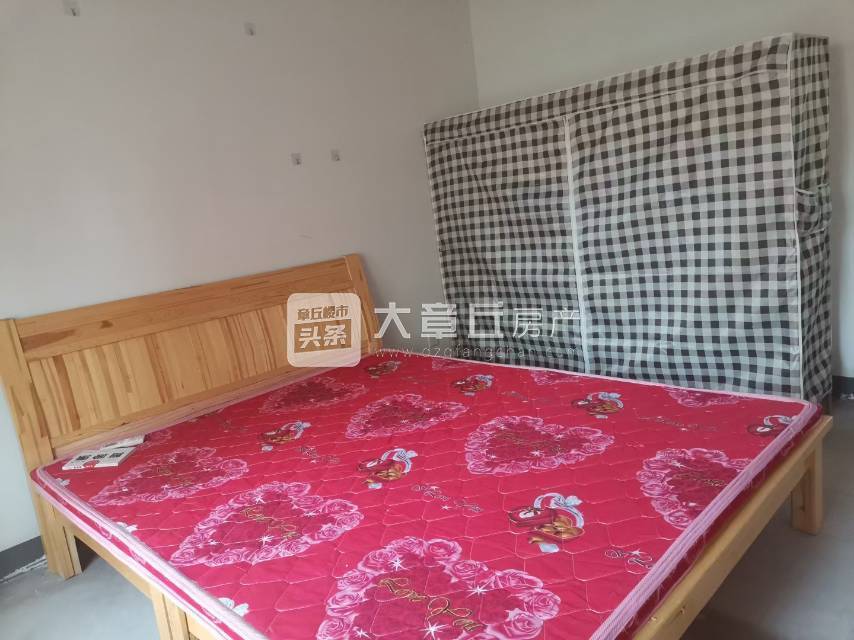 095559ev03990vn30fvefk.jpg