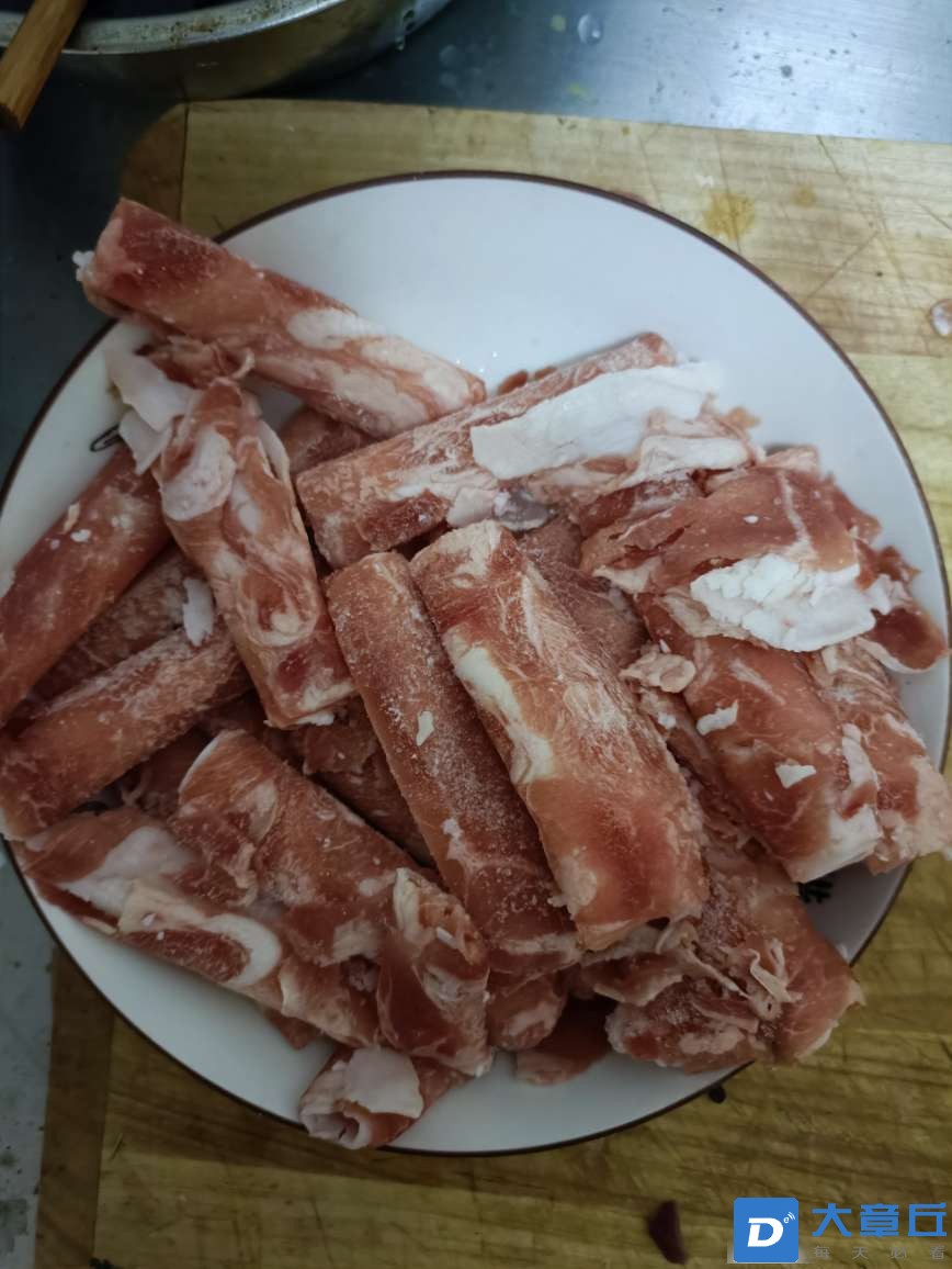 20221217192427front2_0_141906_FlOrepIztcRRyHsA624EATTKZaU6.jpg