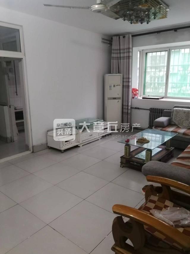 100847r36w47599kp47cc9.jpg